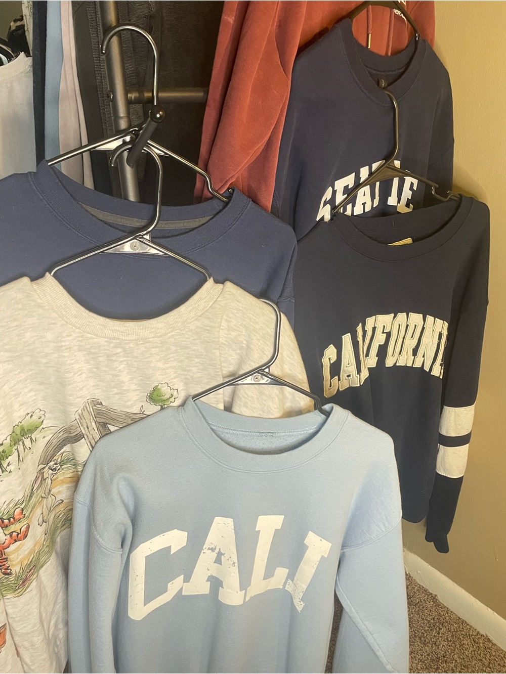 Bundle! Sweatshirts.